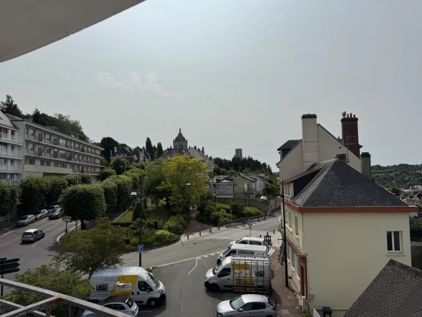 Appartement T3 à Lisieux proche basilique – Investissement locatif rentable