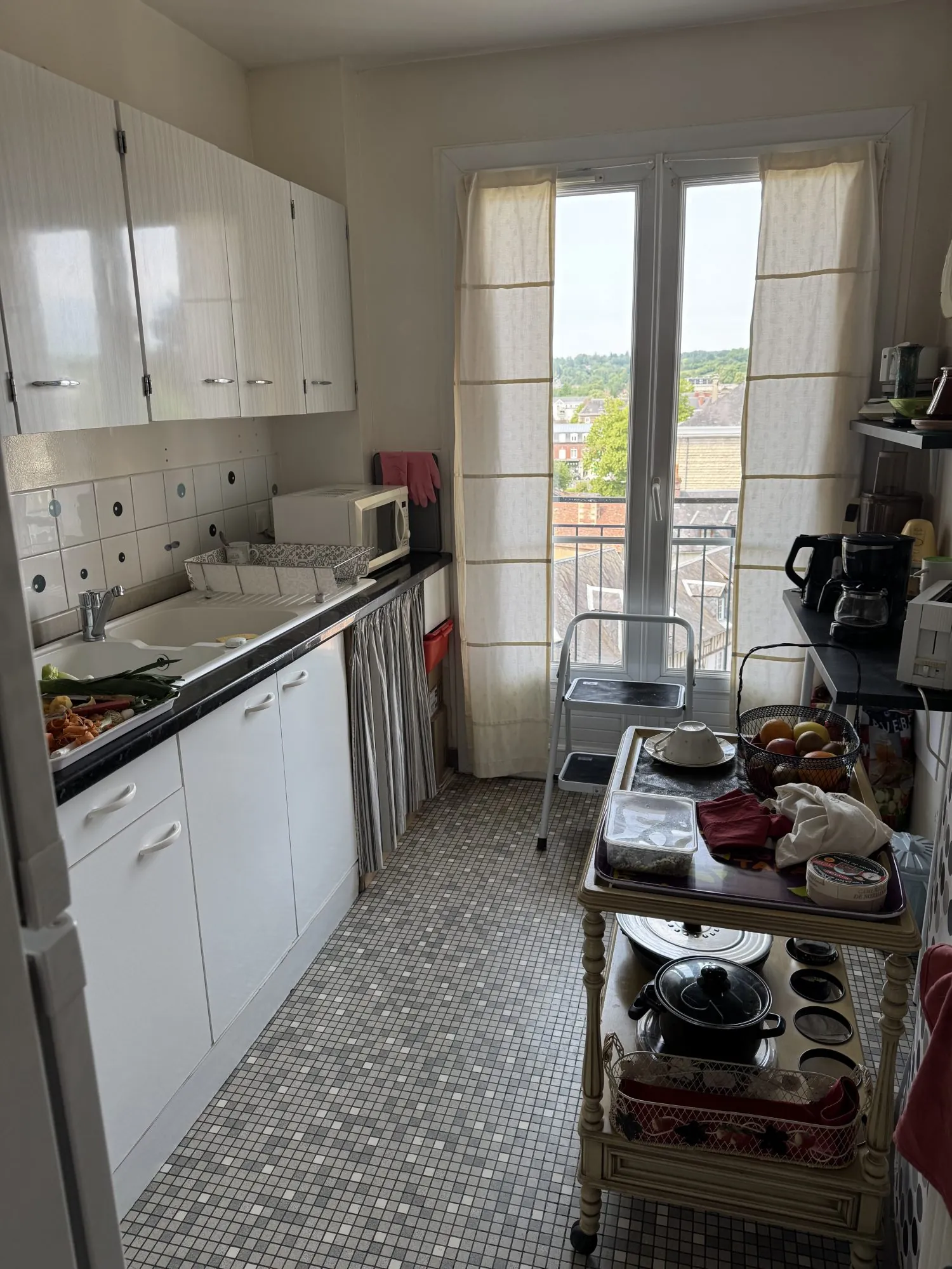 Appartement T3 à Lisieux proche basilique – Investissement locatif rentable 