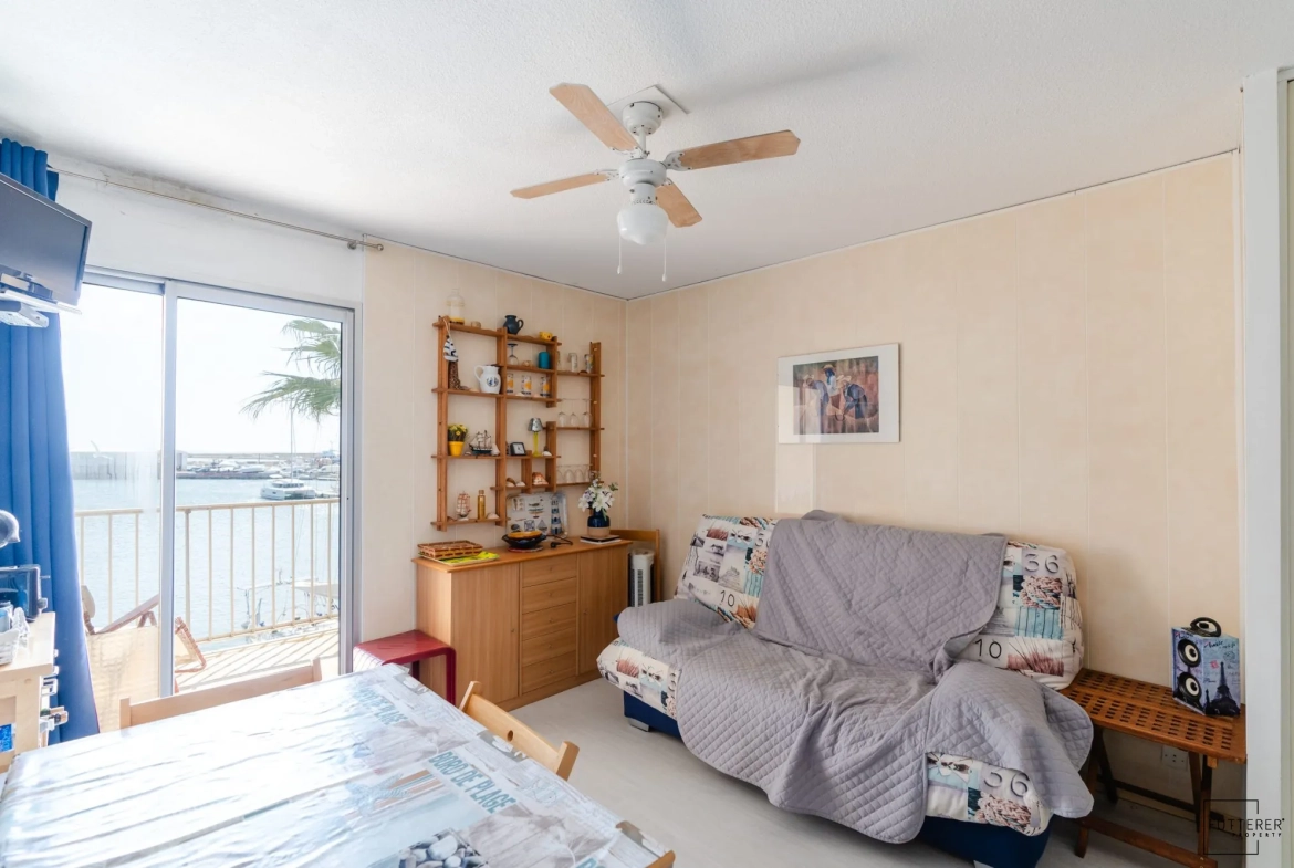 Vente d'un appartement 1 pièce avec vue sur la mer à Gruissan 