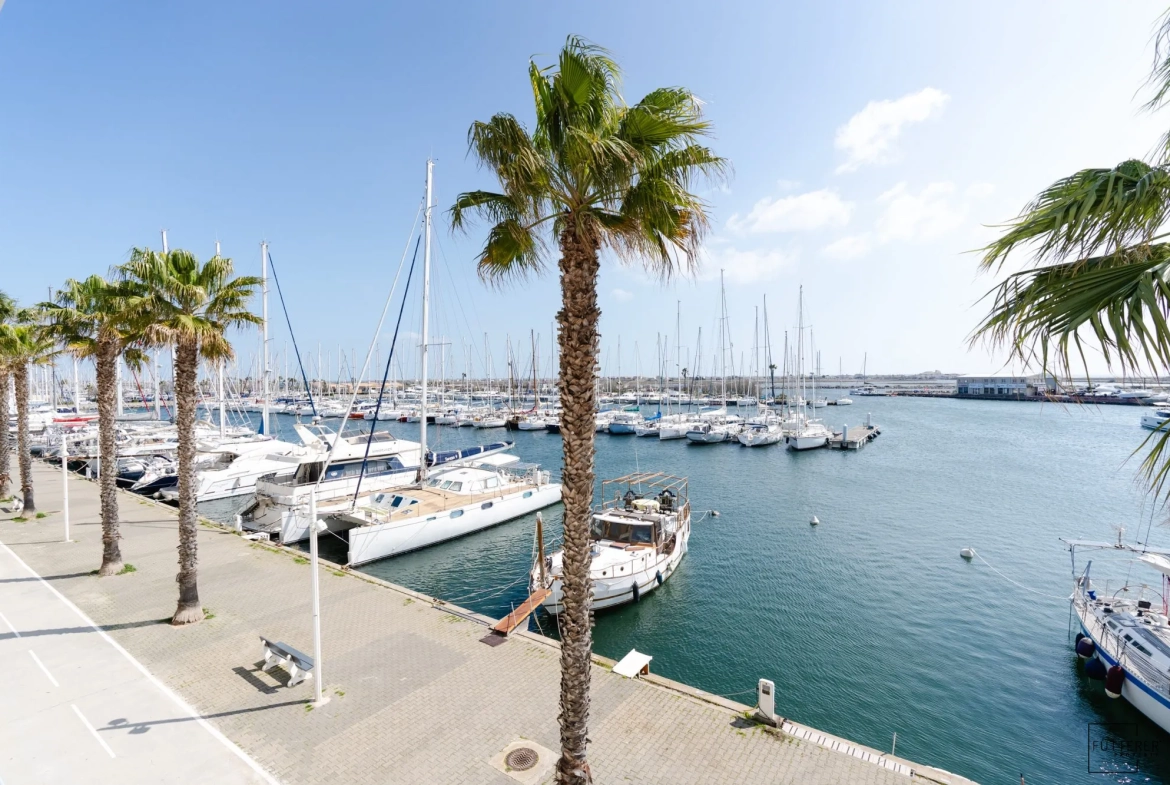 Vente d'un appartement 1 pièce avec vue sur la mer à Gruissan 