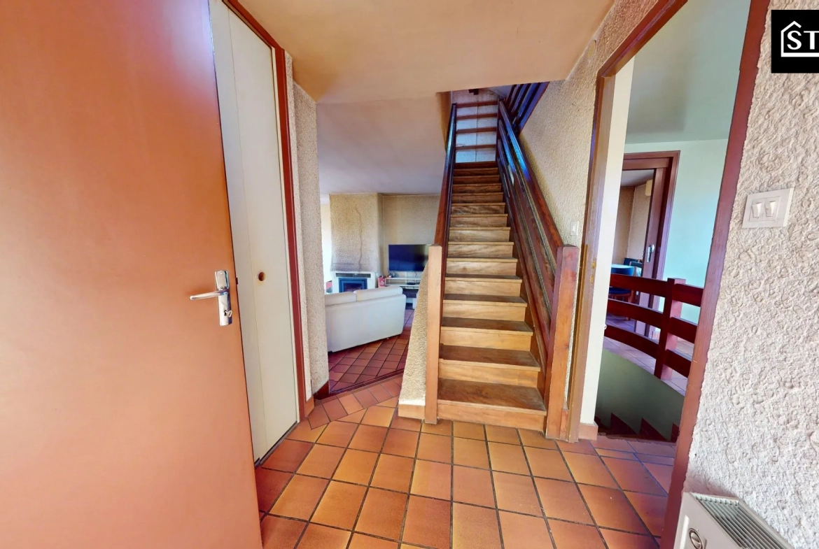 Maison à rénover de 116 m² à Courtelevant avec grand terrain et potentiel exceptionnel 