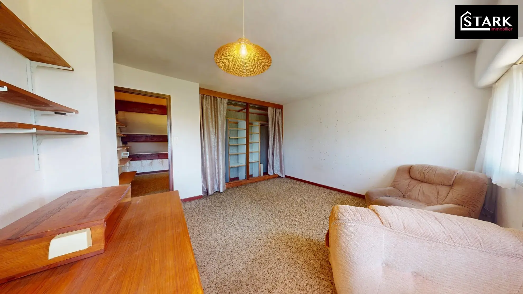 Maison à rénover de 116 m² à Courtelevant avec grand terrain et potentiel exceptionnel 