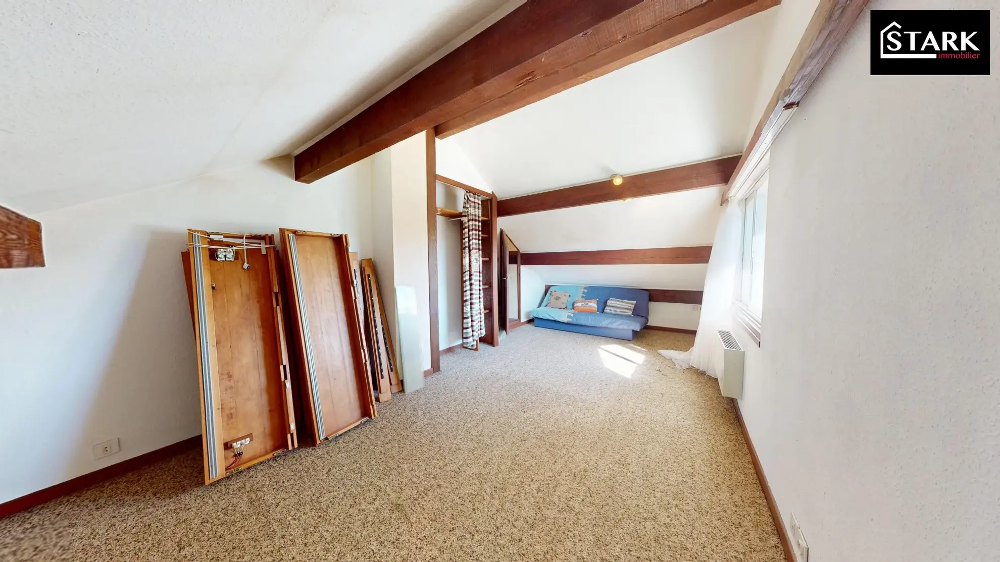 Maison à rénover de 116 m² à Courtelevant avec grand terrain et potentiel exceptionnel 