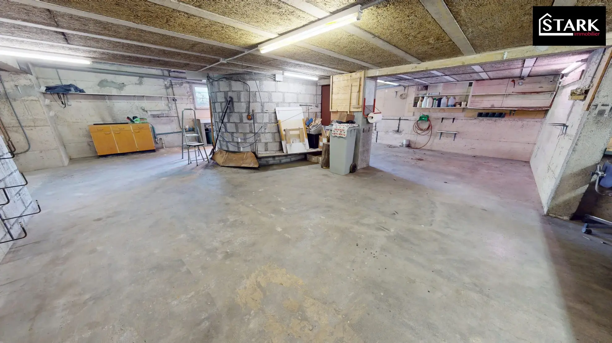 Maison à rénover de 116 m² à Courtelevant avec grand terrain et potentiel exceptionnel 