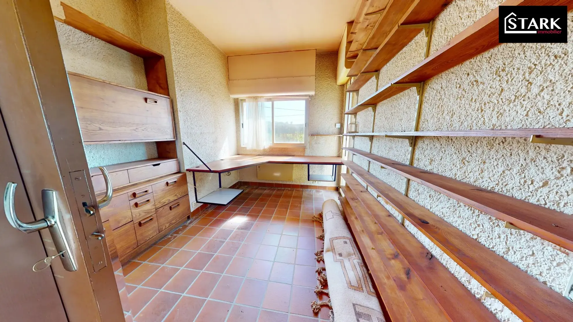 Maison à rénover de 116 m² à Courtelevant avec grand terrain et potentiel exceptionnel 