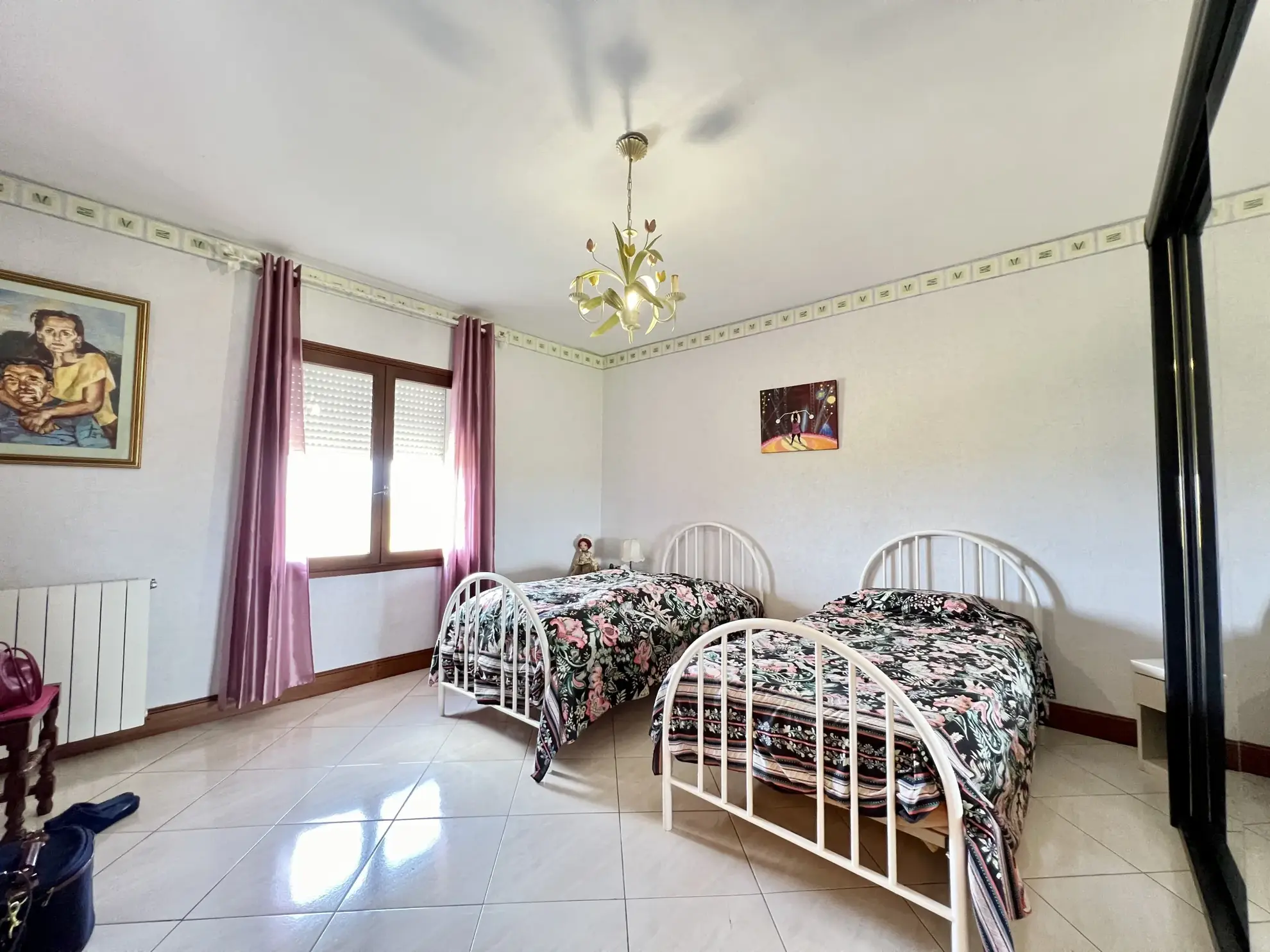 Maison familiale avec 4 chambres, terrasse et grand terrain à Puylaurens 