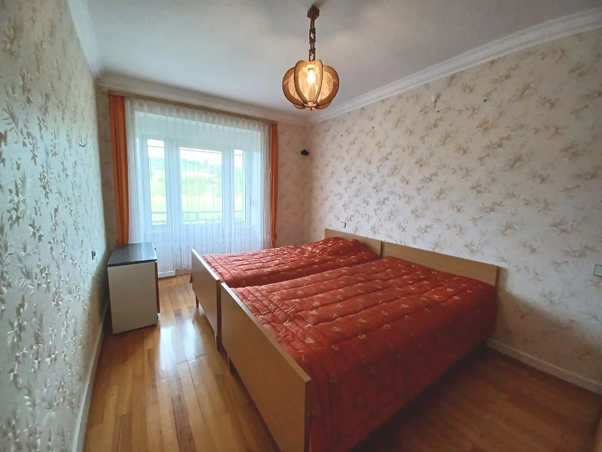 Maison familiale mitoyenne de 152 m² à Berg avec vue exceptionnelle et jardin 