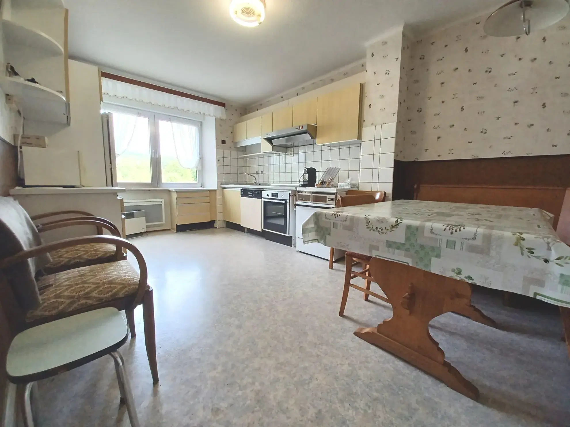 Maison familiale mitoyenne de 152 m² à Berg avec vue exceptionnelle et jardin 