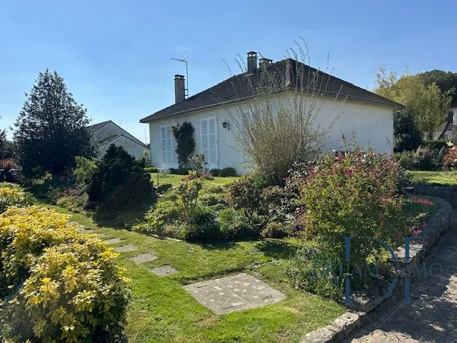 Maison individuelle de 73 m² avec sous-sol, garage et jardin à Vexin-sur-Epte 