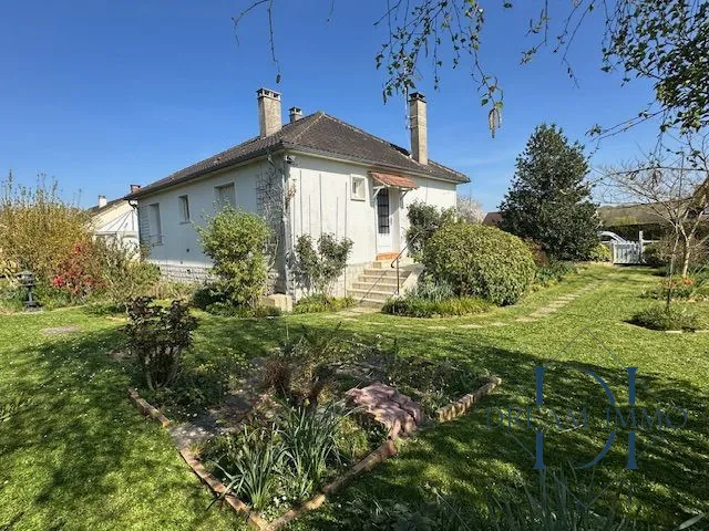Maison individuelle de 73 m² avec sous-sol, garage et jardin à Vexin-sur-Epte 