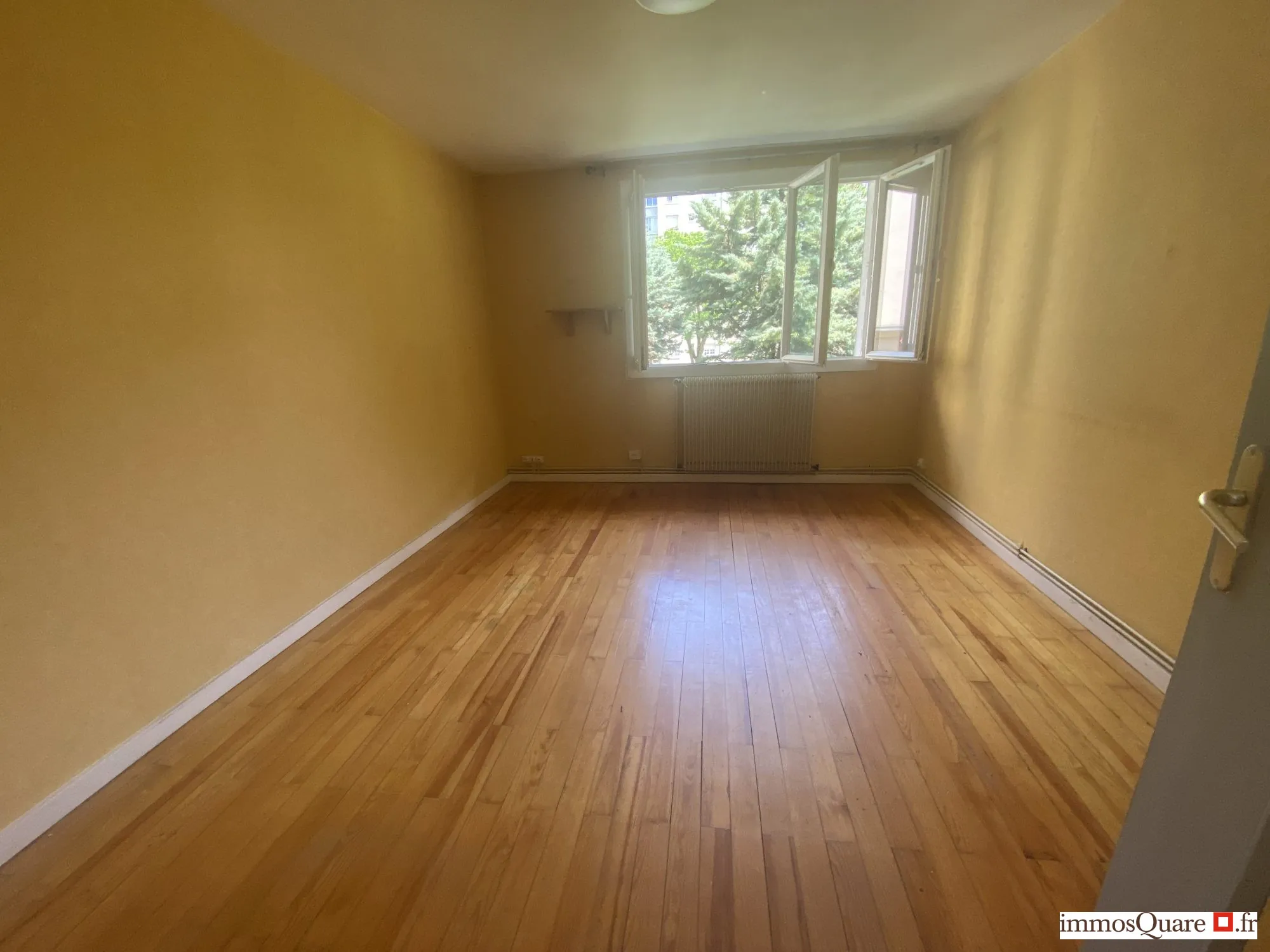 Bel appartement T3 à vendre à La Mulatière, 53,12 m² avec cave et parking, calme et lumineux 