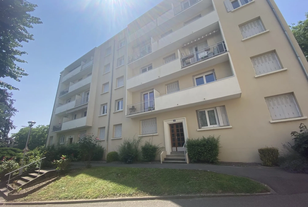 Bel appartement T3 à vendre à La Mulatière, 53,12 m² avec cave et parking, calme et lumineux 