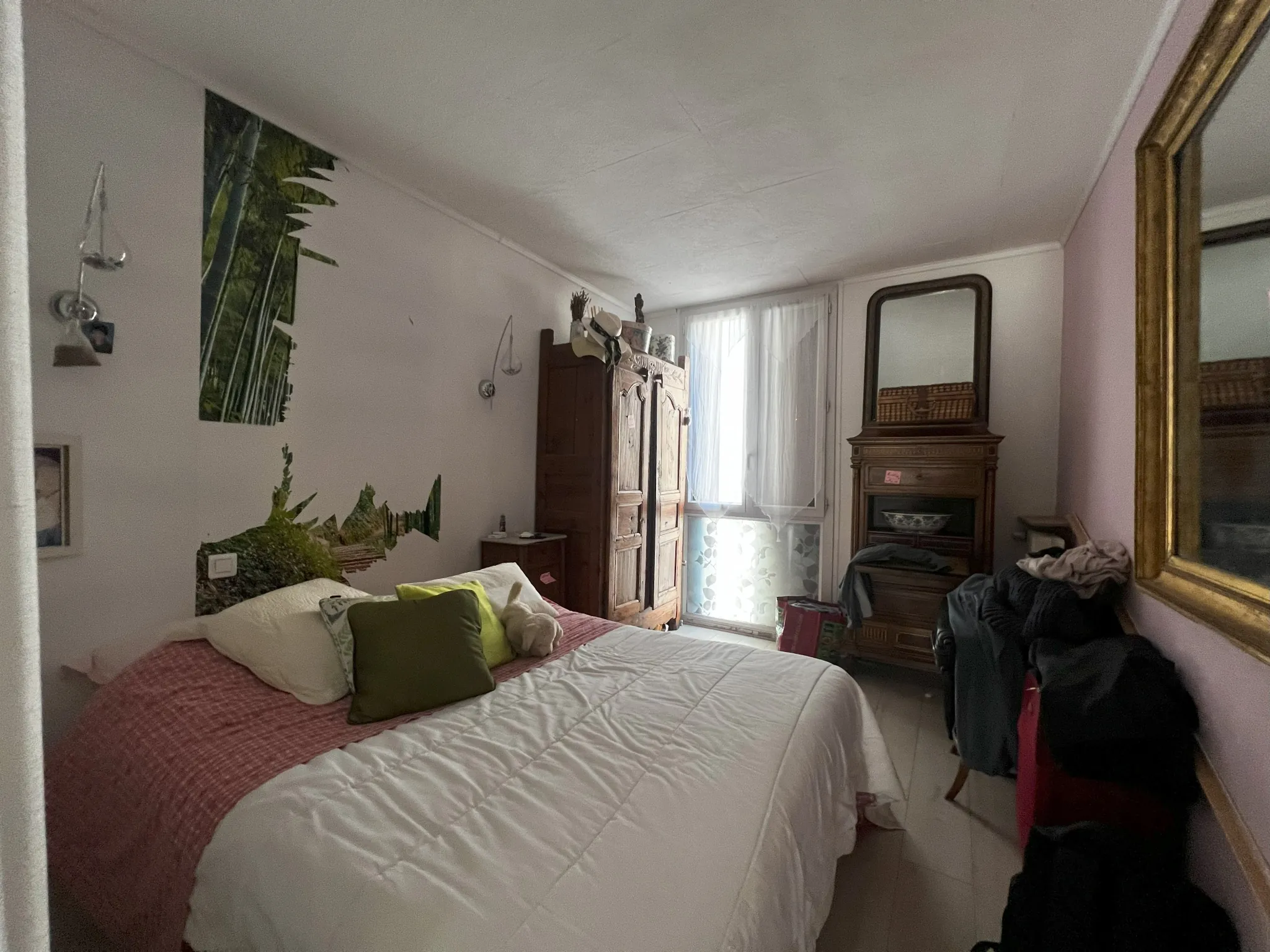 Appartement T3 lumineux de 80 m² avec balcon et garage à Nîmes 