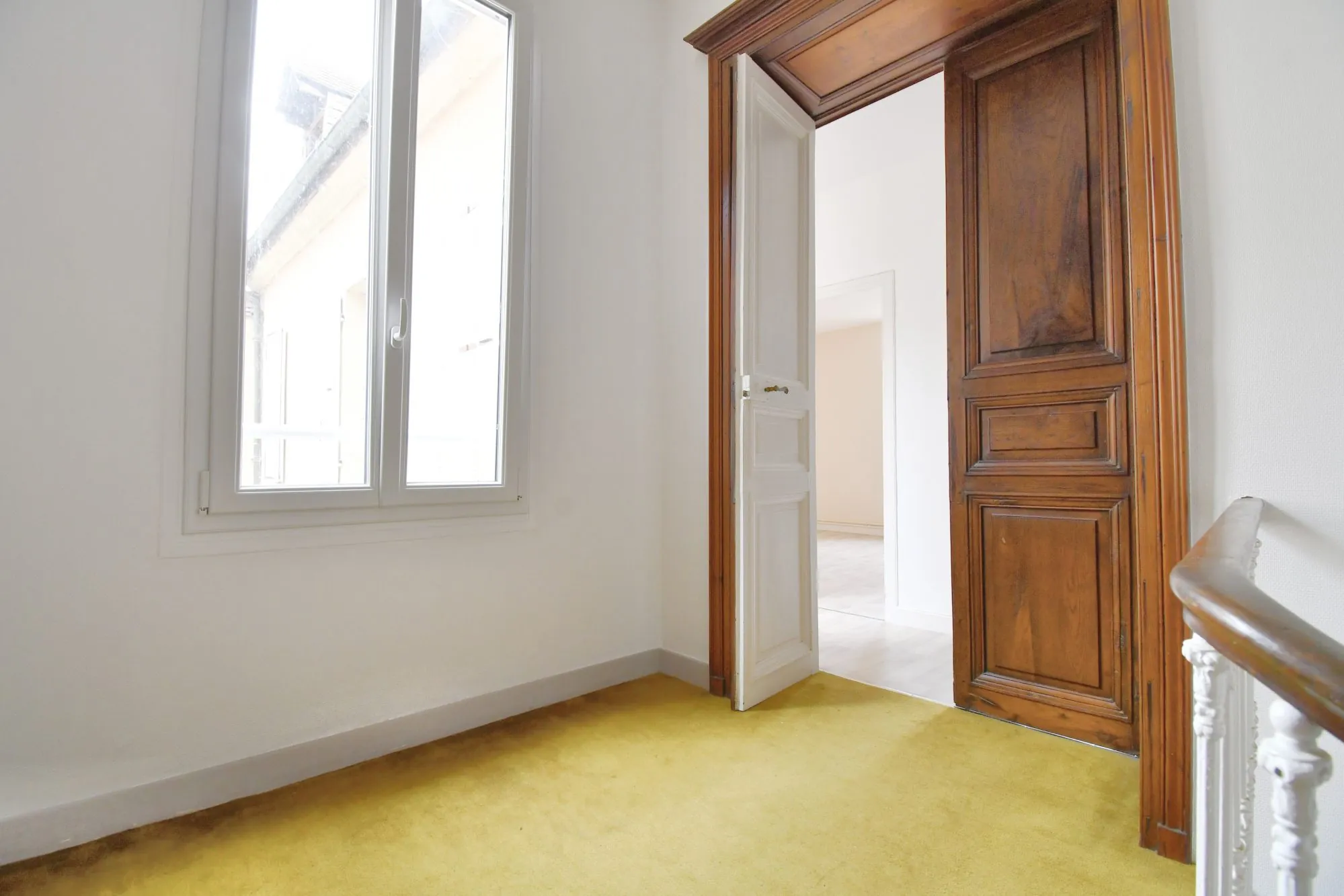 Maison de ville avec terrasse et garage en plein centre d'Autun - 120 m² 