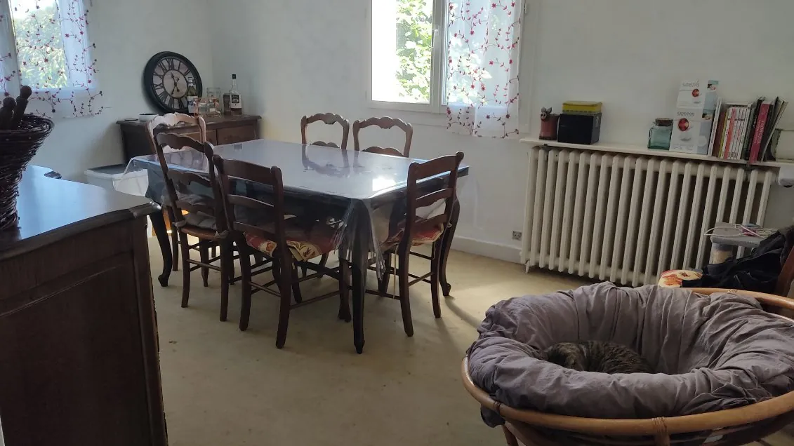 Maison 6 pièces avec jardin au Le Rouget (15) - Secteur résidentiel calme et proche commerce 