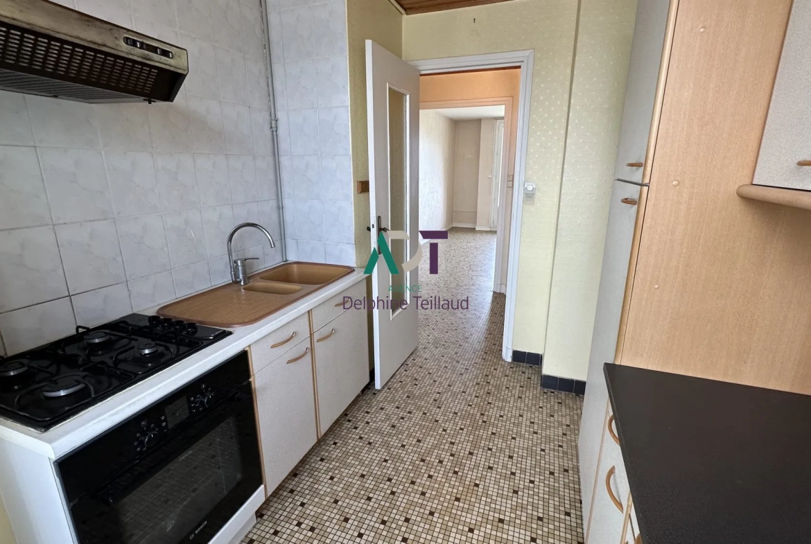 Appartement à vendre à Saint-Martin-le-Vinoux – 67,47 m² avec balcon et parking 