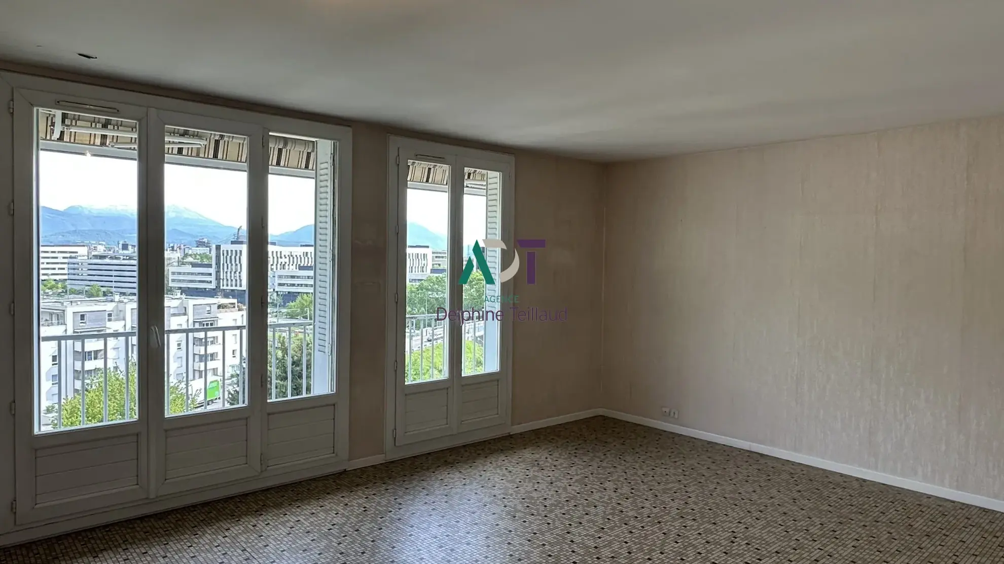 Appartement à vendre à Saint-Martin-le-Vinoux – 67,47 m² avec balcon et parking 