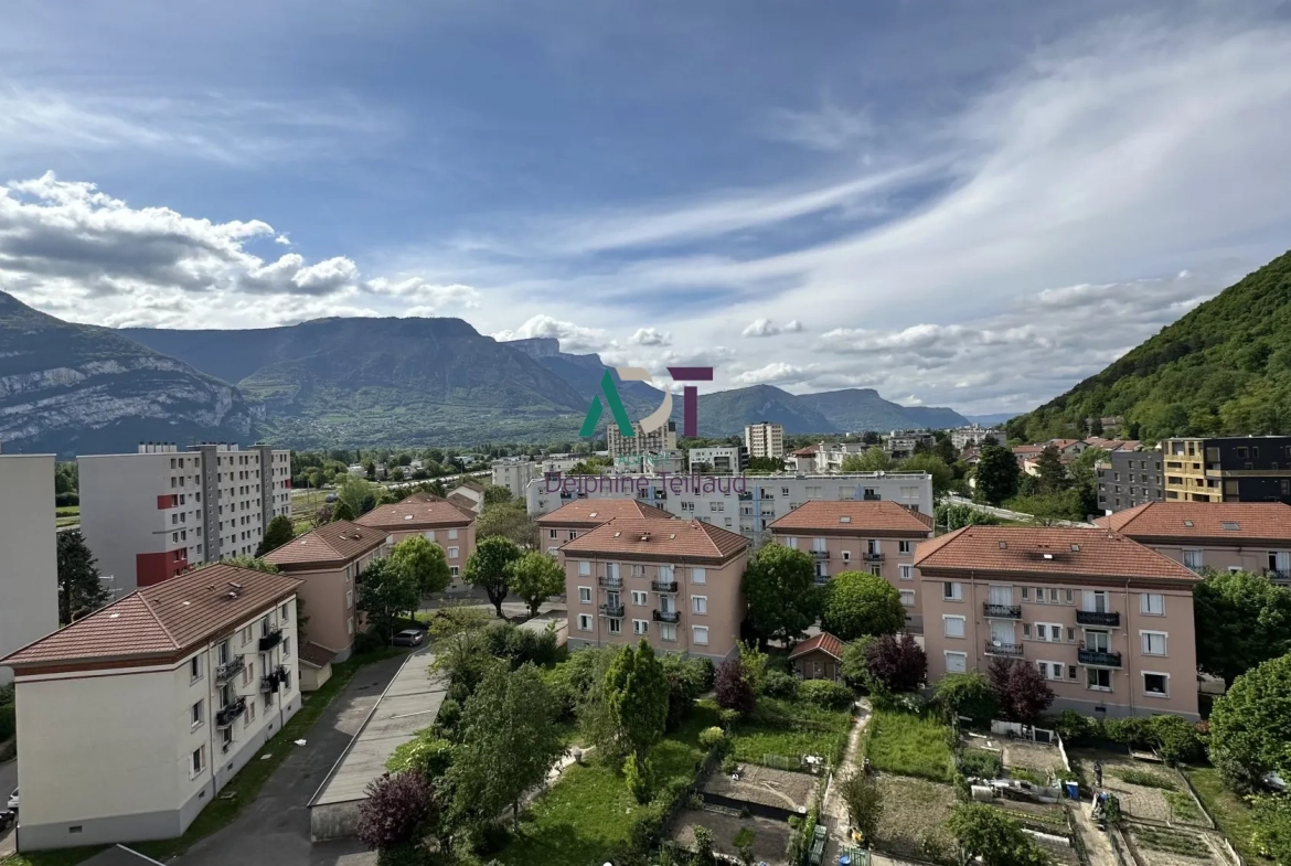 Appartement à vendre à Saint-Martin-le-Vinoux – 67,47 m² avec balcon et parking 