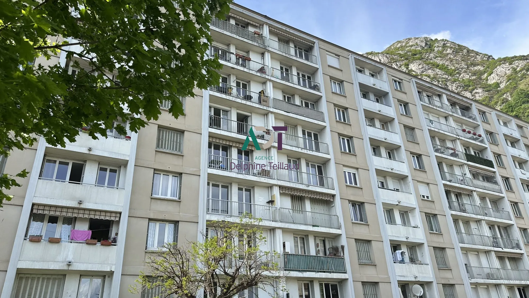 Appartement à vendre à Saint-Martin-le-Vinoux – 67,47 m² avec balcon et parking 