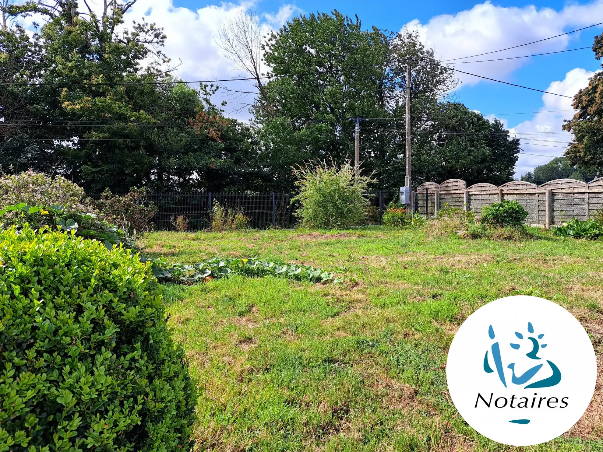 Maison à vendre à Pouldouran – Plain-pied, terrain avec chalet, chauffage poêle à bois 