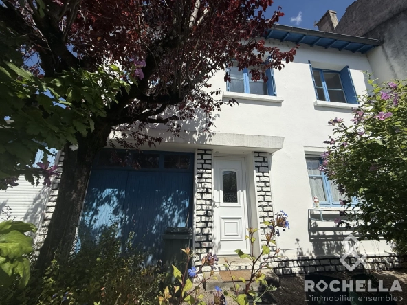 Maison de ville à Matha - Centre-ville, jardin, garage, rénovation récente