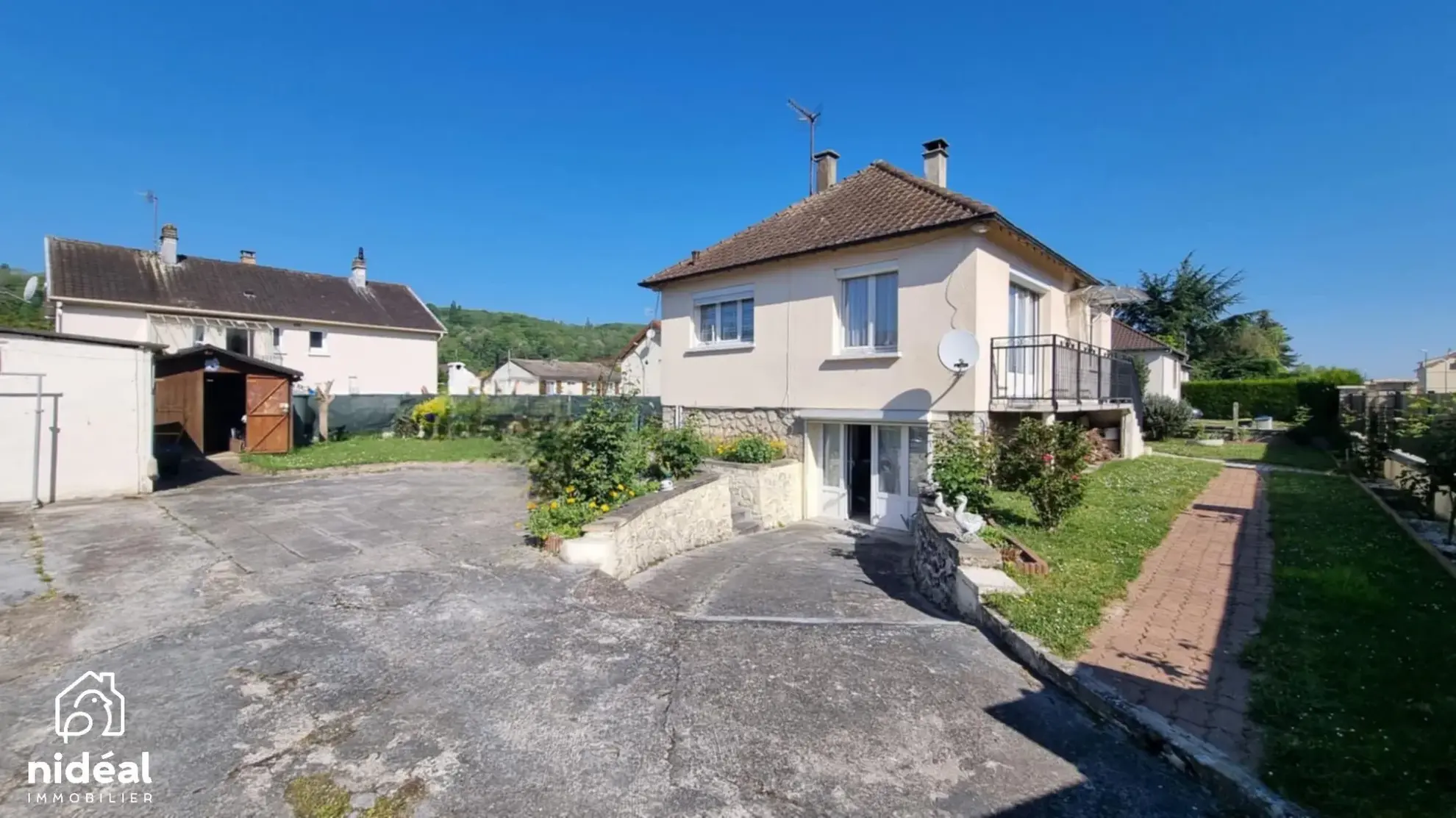 Maison semi plain-pied avec 4 chambres à Aubevoye - Centre ville 