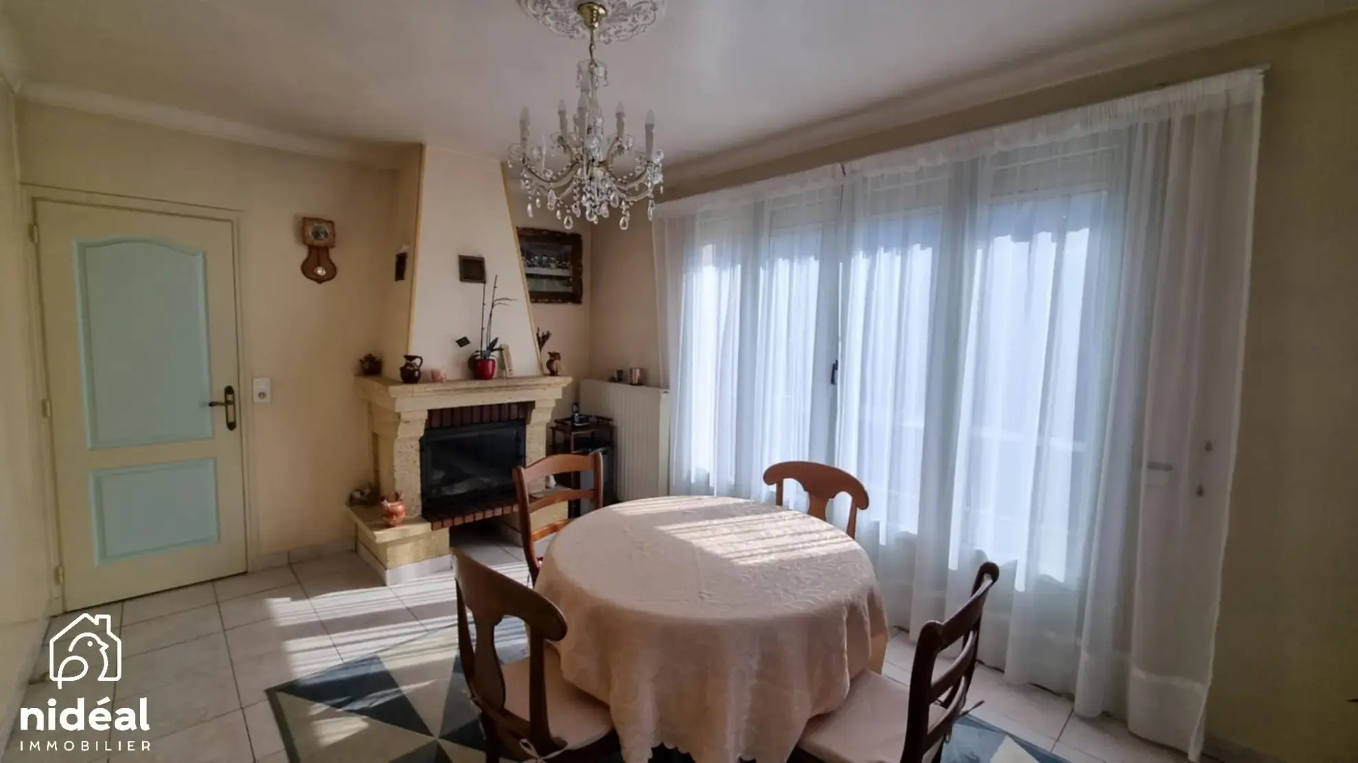 Maison semi plain-pied avec 4 chambres à Aubevoye - Centre ville 
