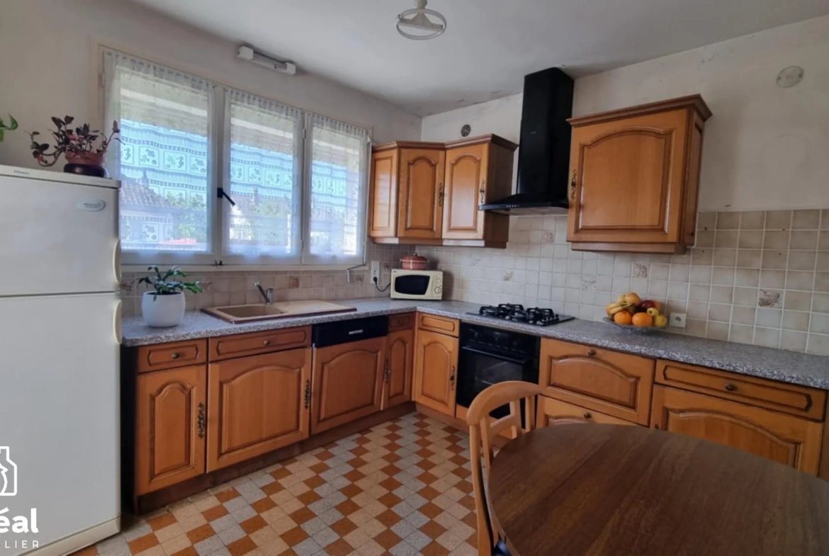 Maison semi plain-pied avec 4 chambres à Aubevoye - Centre ville 