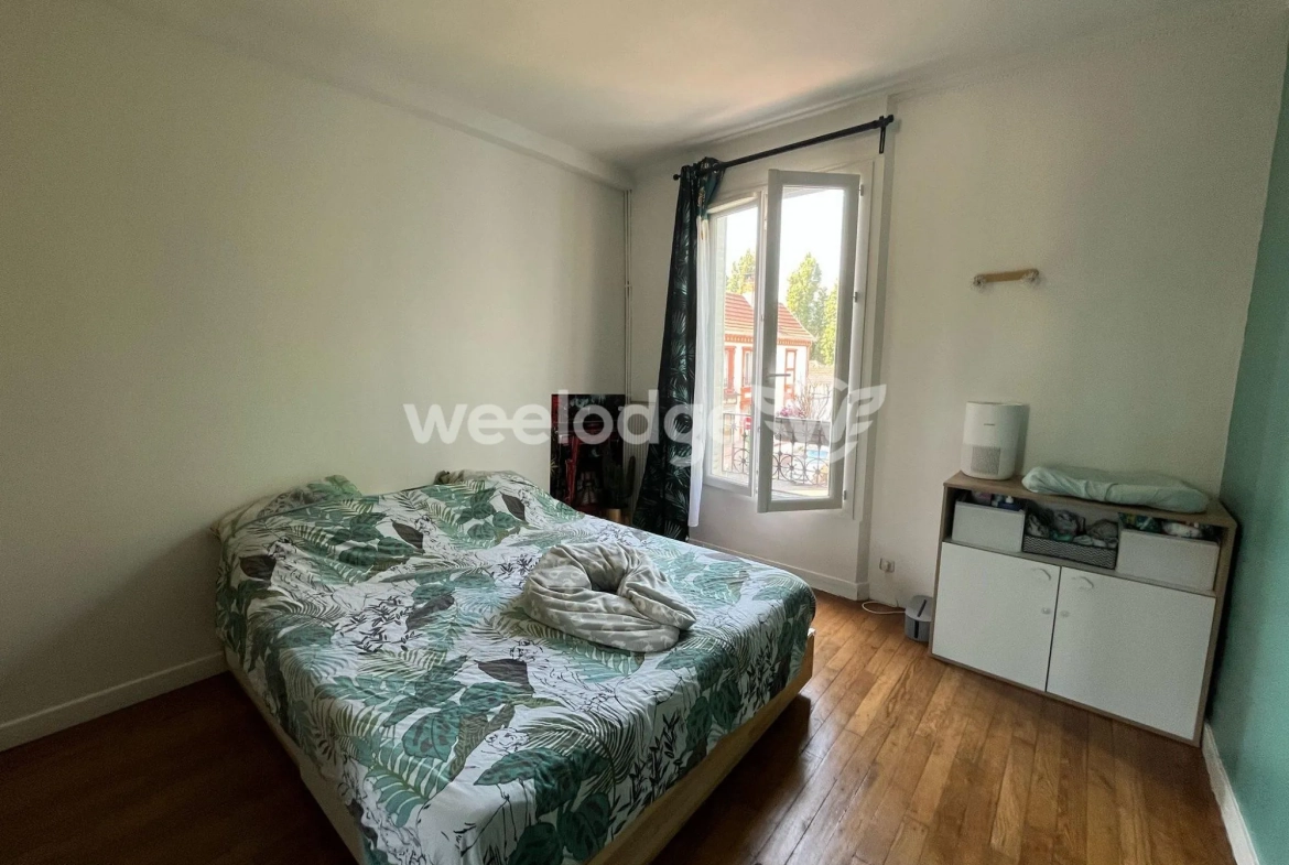 Appartement T3 à Sevran de 48 m² avec cave et proximité parc 