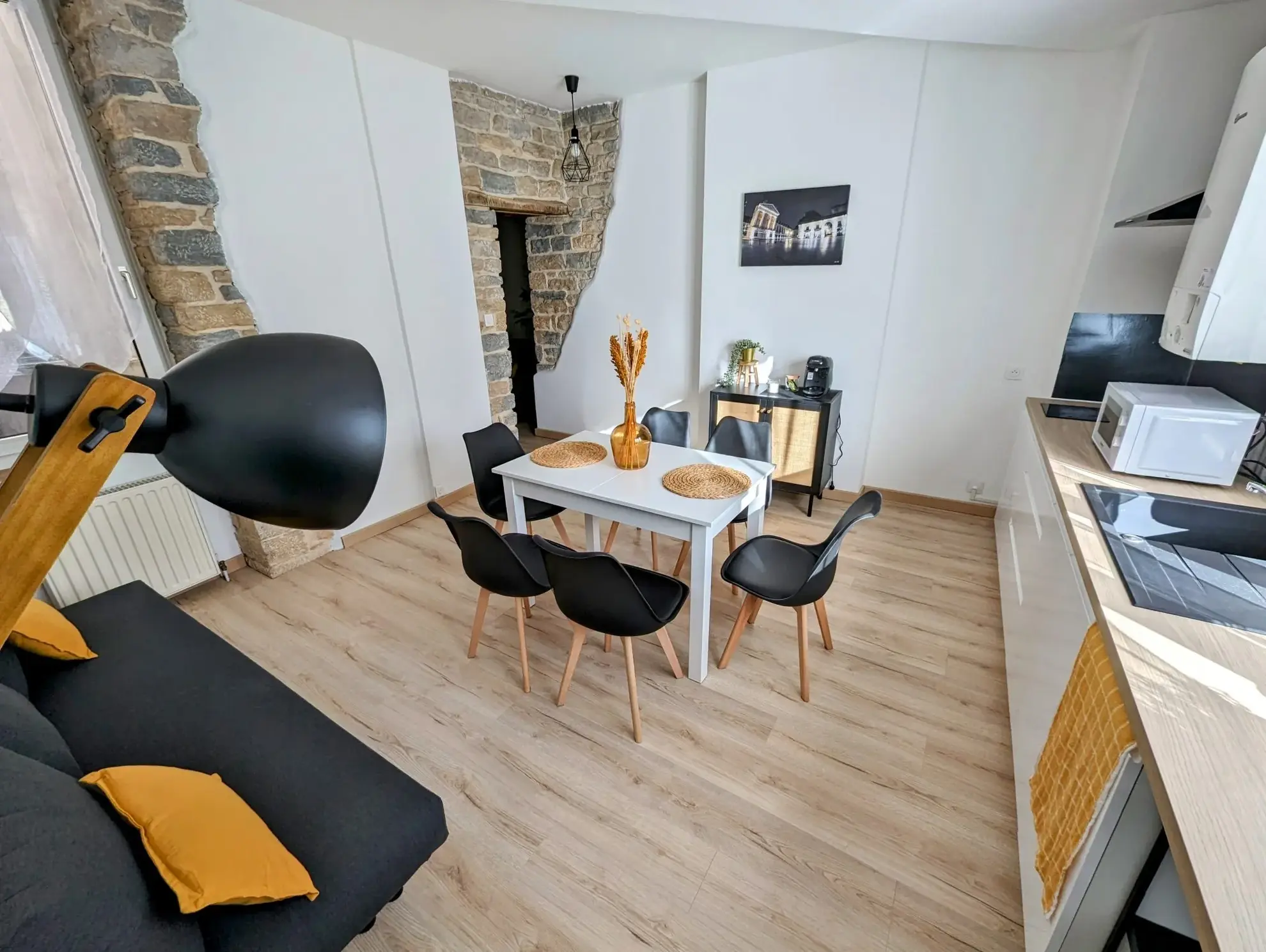 Investissement immobilier à Dijon - Appartement rénové avec forte rentabilité en centre-ville 