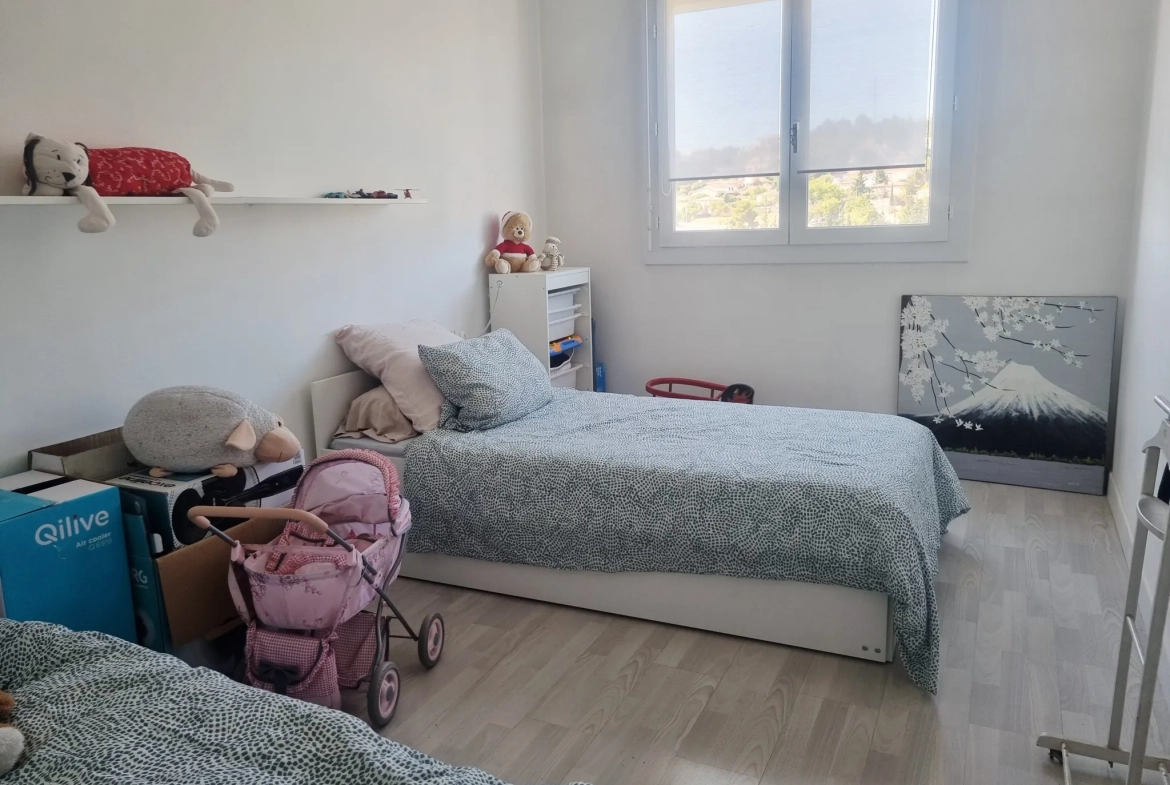 Appartement d'exception de 120 m2 avec vue panoramique à Martigues Ferrières 