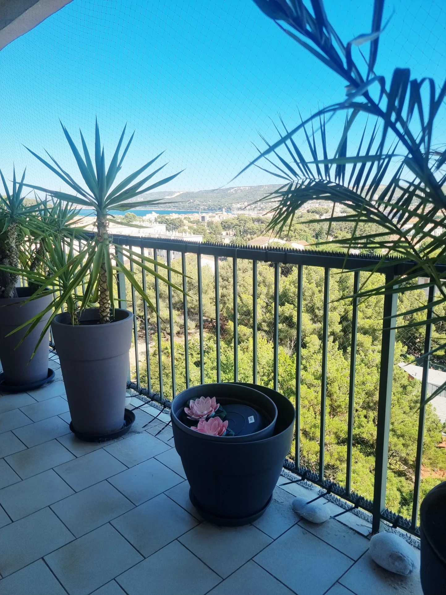 Appartement d'exception de 120 m2 avec vue panoramique à Martigues Ferrières 