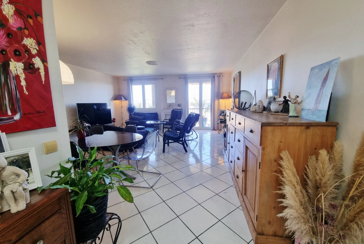Appartement d'exception de 120 m2 avec vue panoramique à Martigues Ferrières 