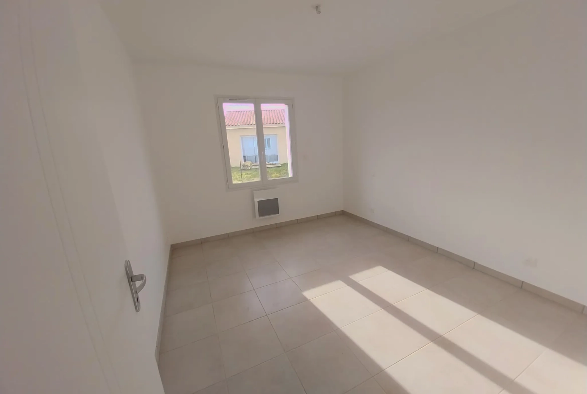 Maison neuve de 94 m² à Nègrepelisse avec garage et terrain clôturé 
