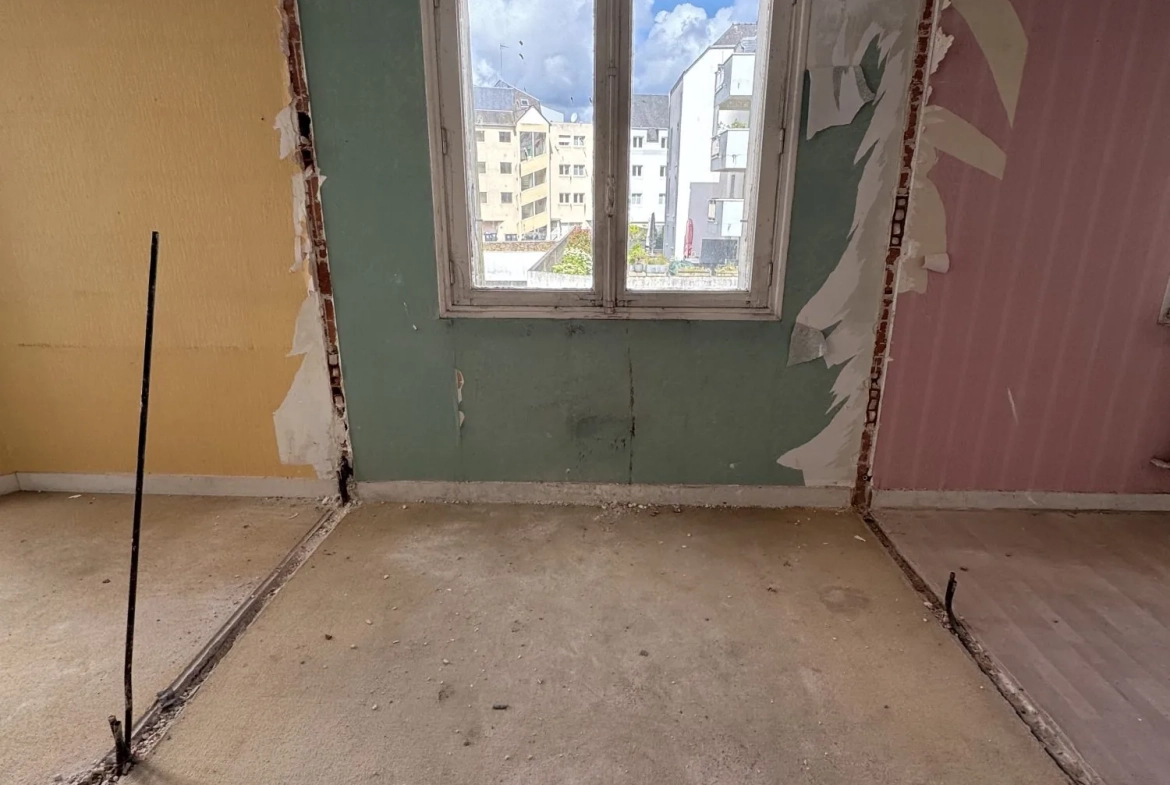 Appartement à vendre à Vannes, 50m² à rénover en centre-ville 