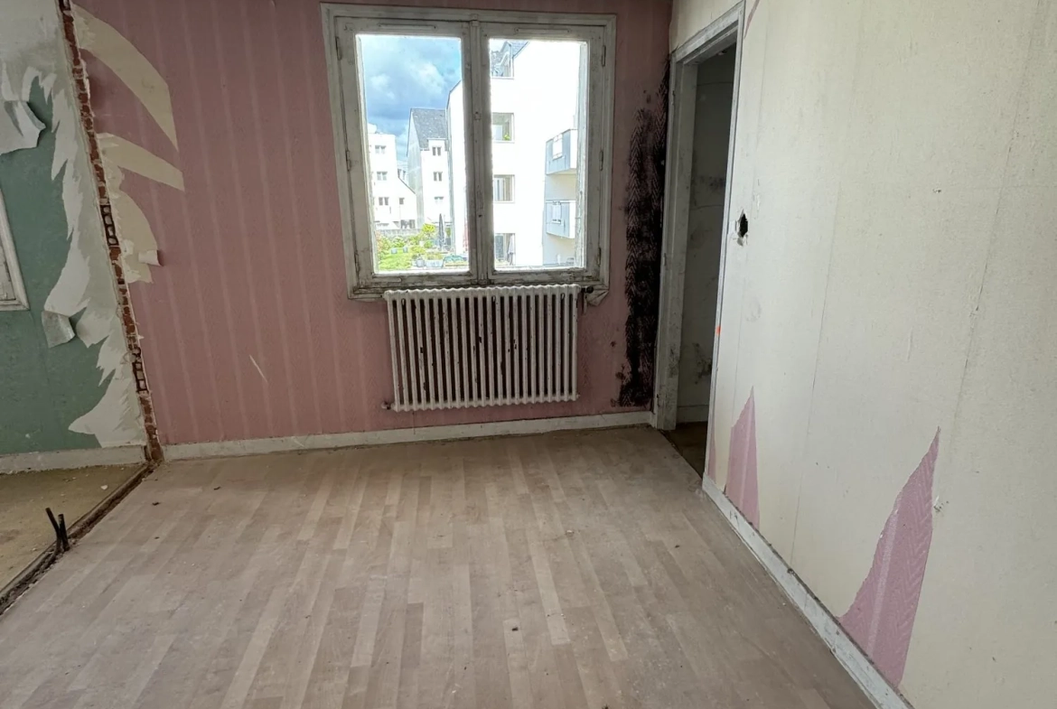 Appartement à vendre à Vannes, 50m² à rénover en centre-ville 