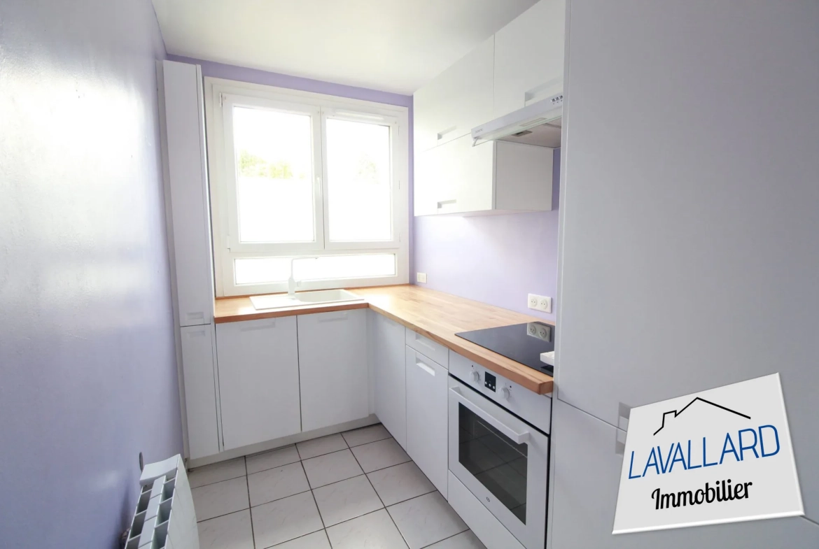 Appartement T2 lumineux à Doullens - 45,22 m² avec cave et parking 