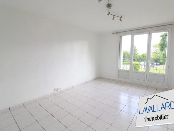 Appartement T2 lumineux à Doullens - 45,22 m² avec cave et parking