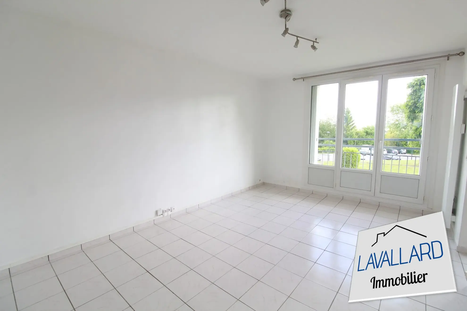 Appartement T2 lumineux à Doullens - 45,22 m² avec cave et parking 
