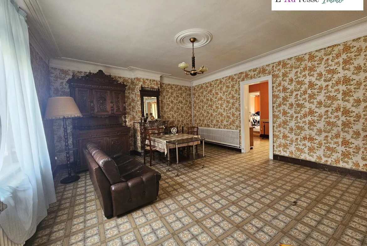 Maison à vendre à Boursies avec grand terrain et potentiel de rénovation 