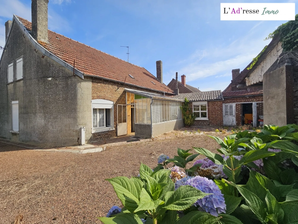 Maison à vendre à Boursies avec grand terrain et potentiel de rénovation