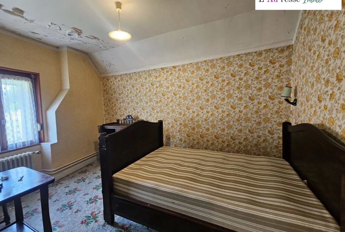 Maison à vendre à Boursies avec grand terrain et potentiel de rénovation 