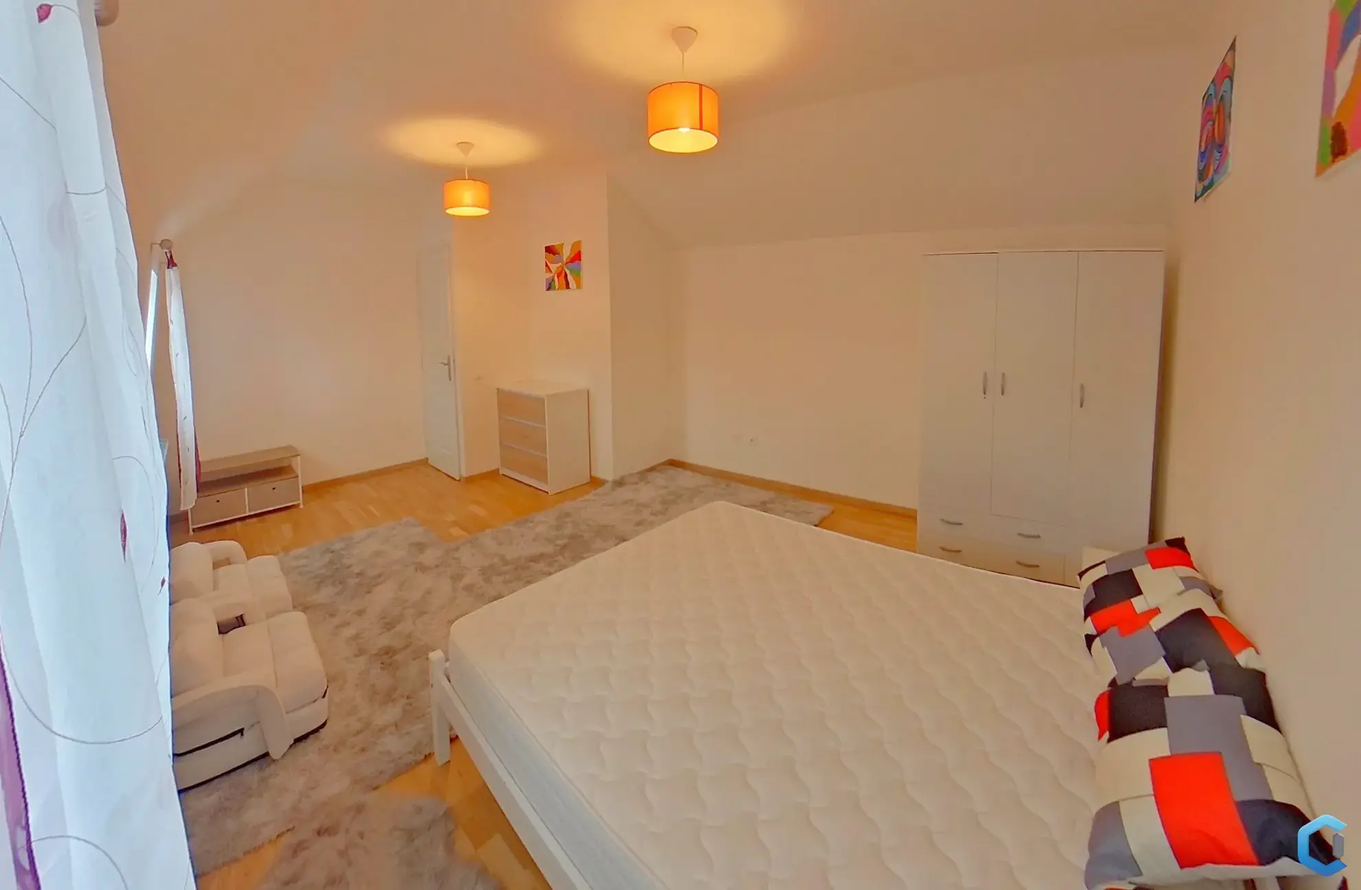 Maison de courée entièrement rénovée avec 3 chambres à Roubaix 