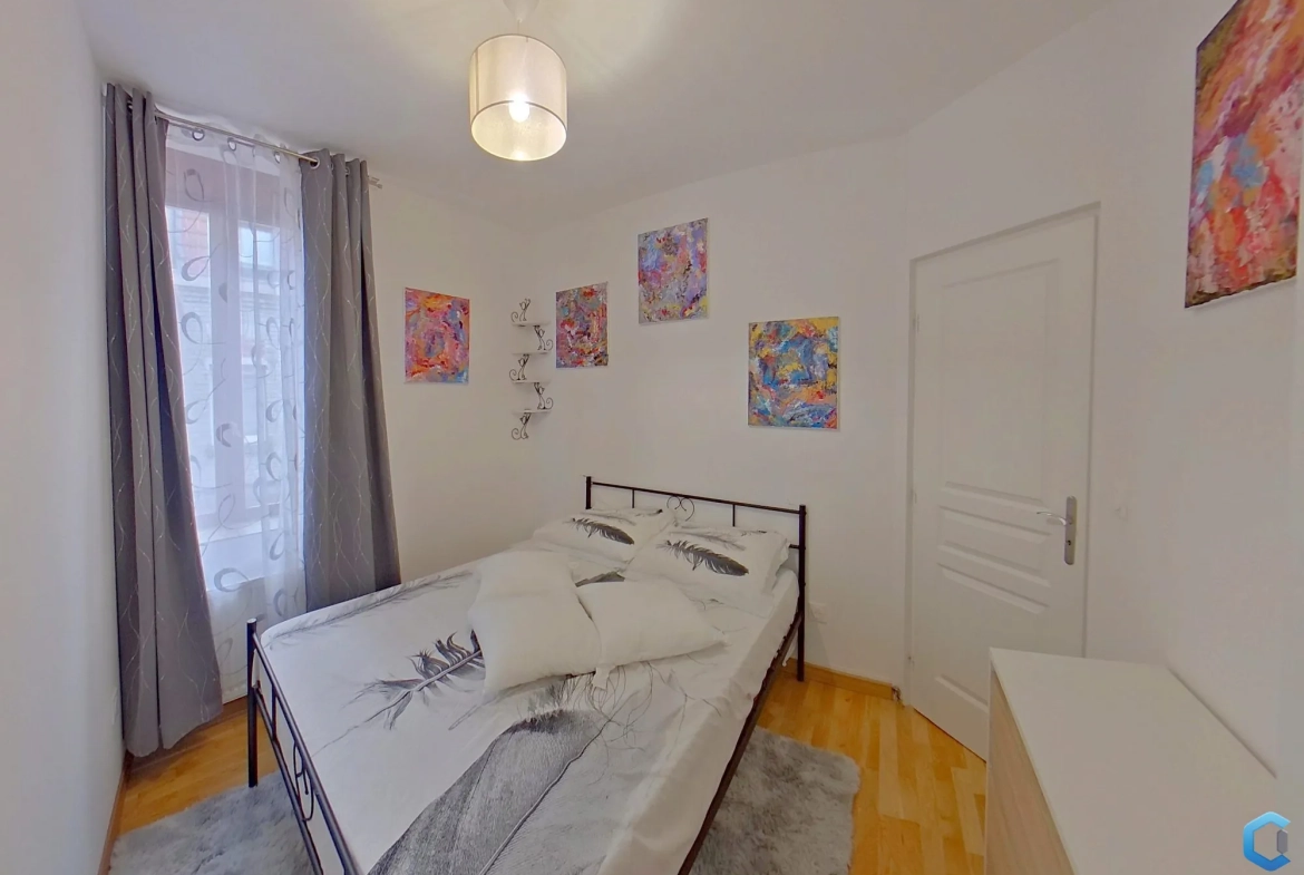 Maison de courée entièrement rénovée avec 3 chambres à Roubaix 