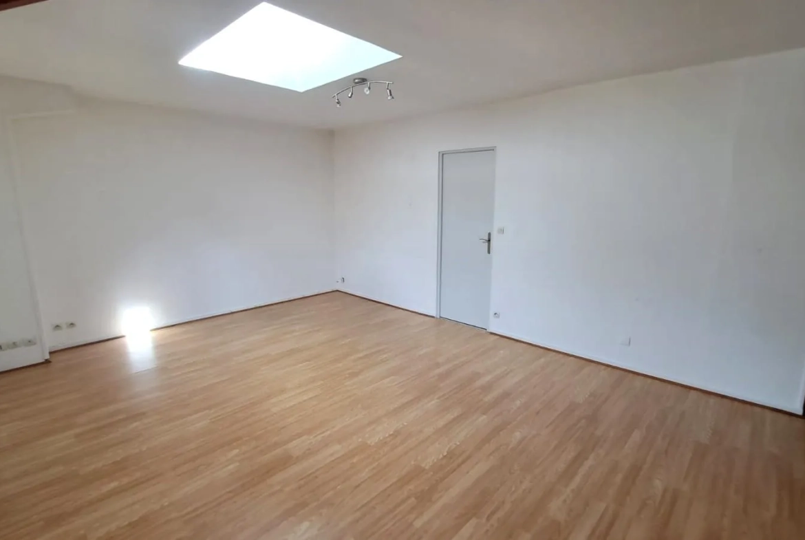 Appartement T2 de 48 m² à Saint Chéron avec deux stationnements 