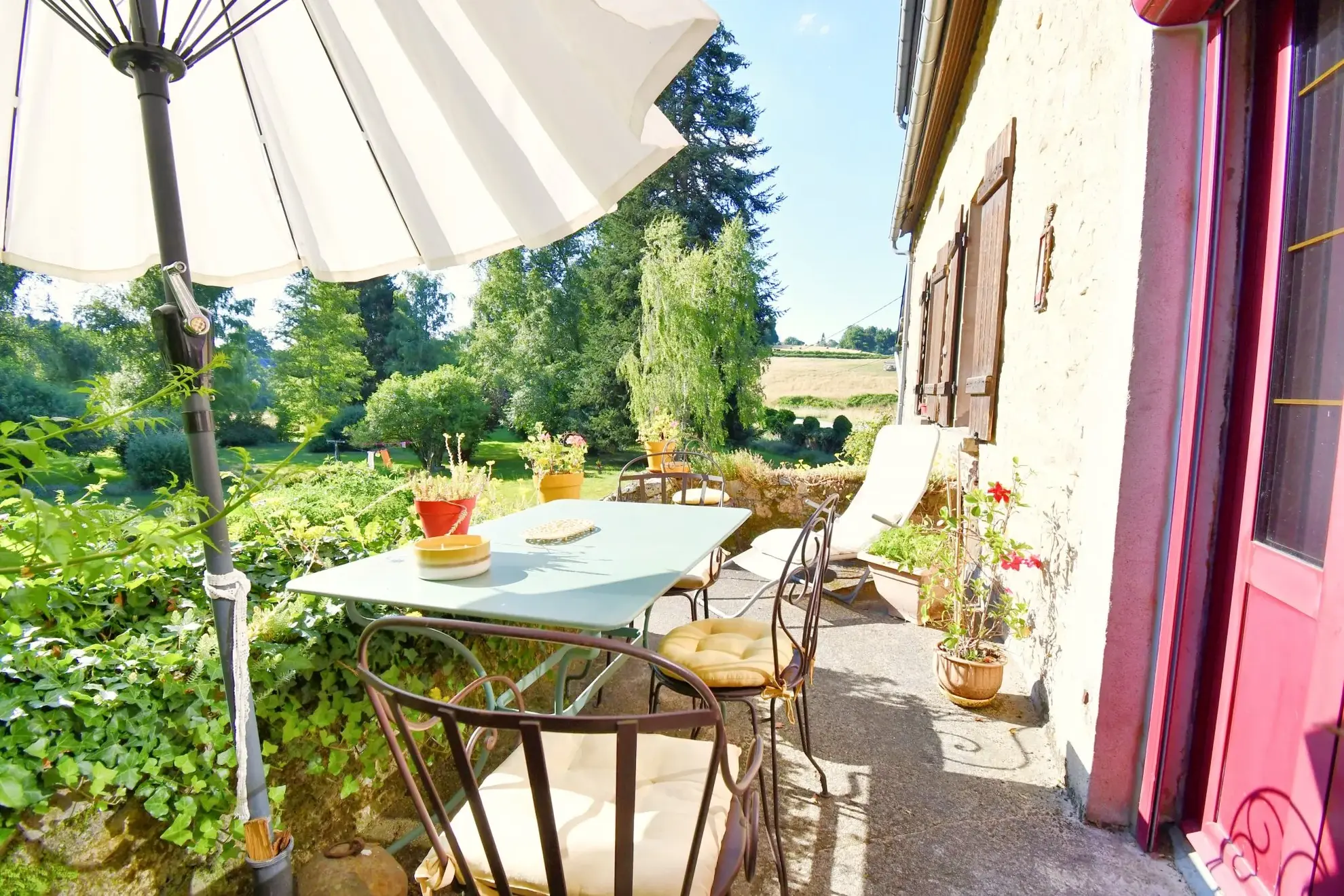 Longère morvandelle 187 m² avec terrain de 6381 m² à Villapourçon 