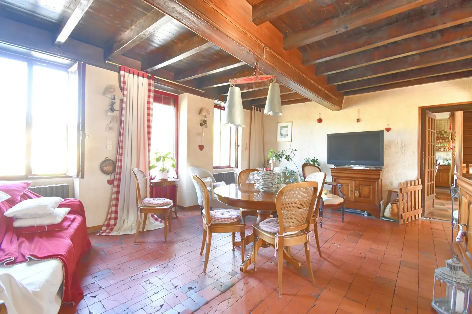 Longère morvandelle 187 m² avec terrain de 6381 m² à Villapourçon 