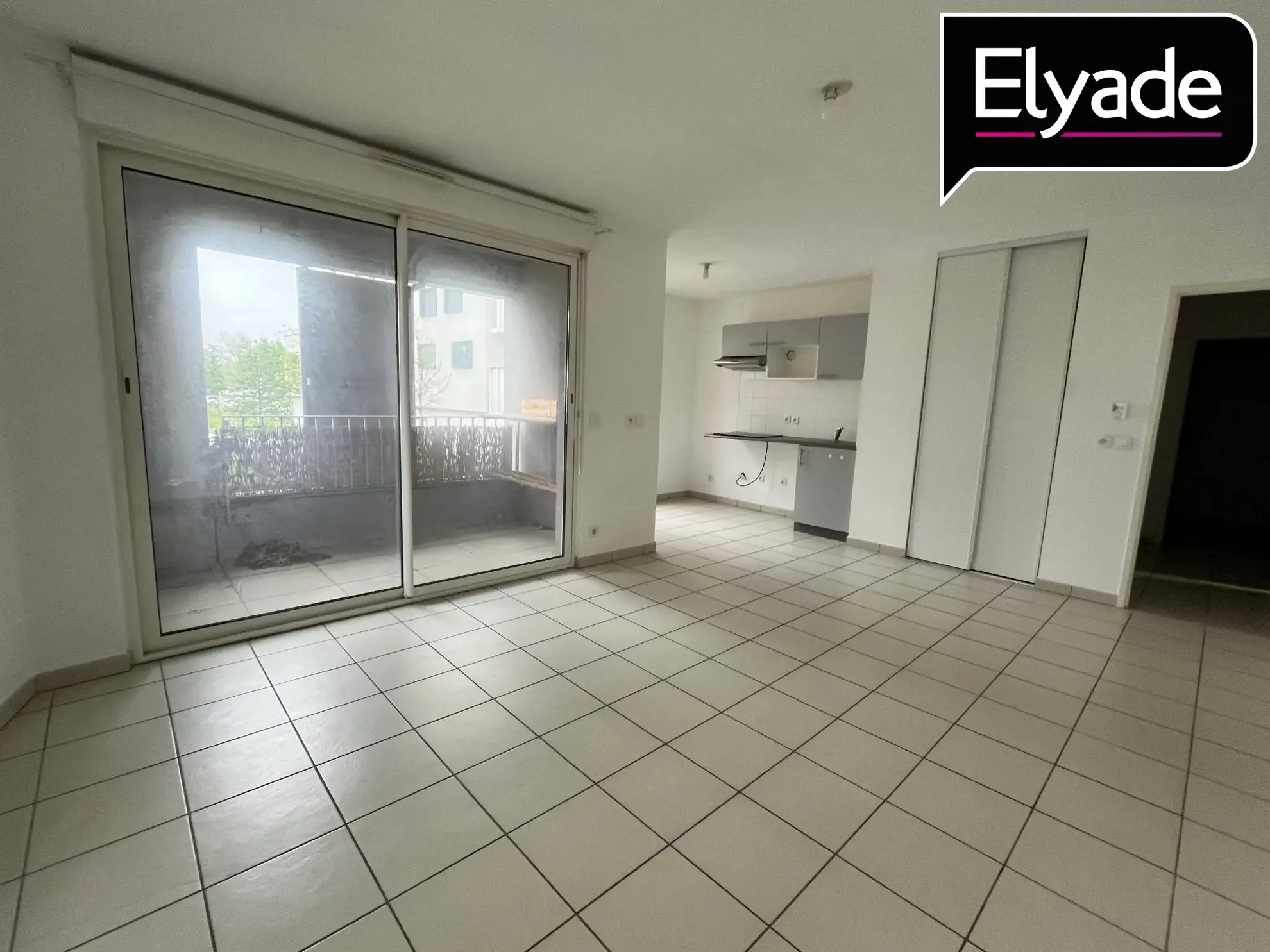 A vendre appartement T3 de 62,30 m² à Bègles, proche tramway, balcon, parking sécurisé 