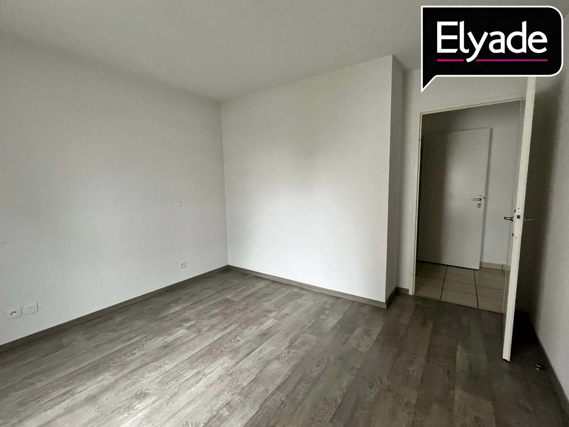 A vendre appartement T3 de 62,30 m² à Bègles, proche tramway, balcon, parking sécurisé 