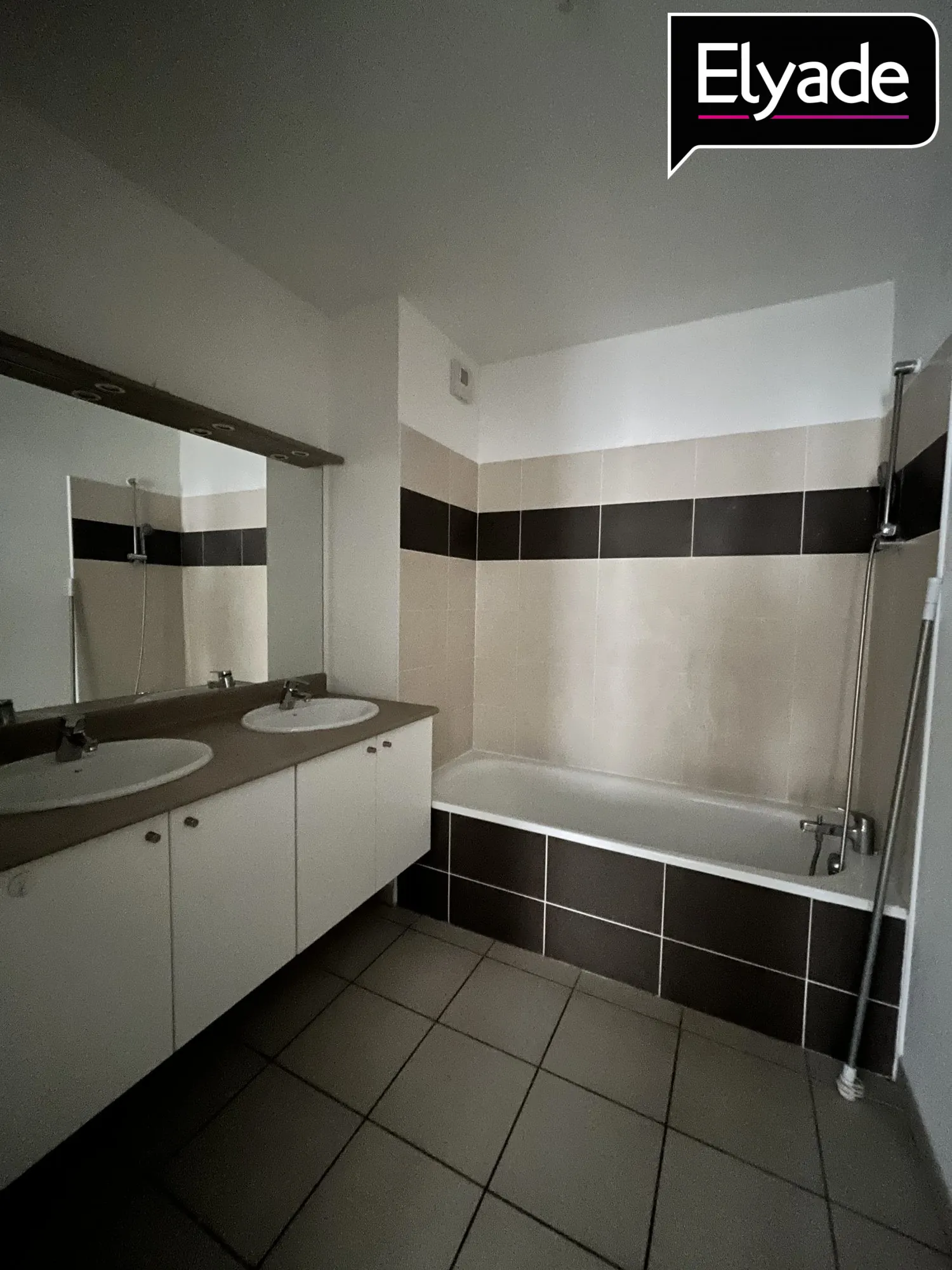 A vendre appartement T3 de 62,30 m² à Bègles, proche tramway, balcon, parking sécurisé 